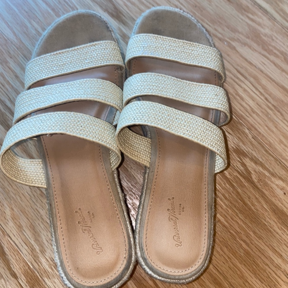 Platform Sandal - Picture 4 of 5